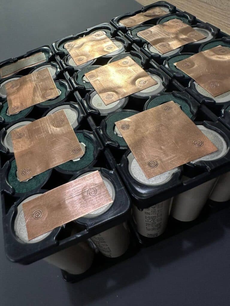 Akkumodule mit lasergeschweißten Kupferschienen