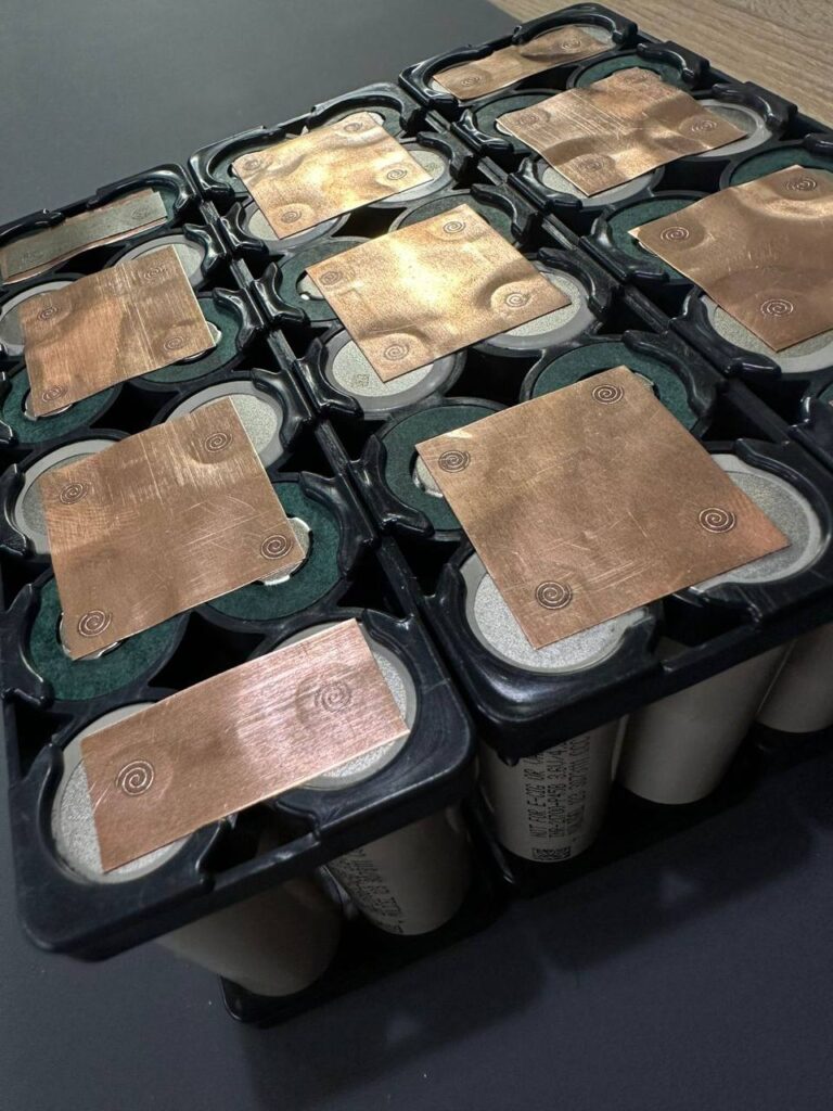 Akkumodule mit lasergeschweißten Kupferschienen